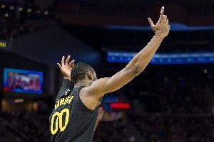 Slater：库明加希望合同能表明球队视他为基石！不论在哪