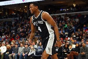 4年2.29亿顶薪！Lowe：喜欢福克斯和马刺的提前续约 他会强势反弹