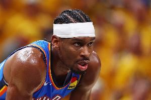 阿杰伊-米切尔：每天亚历山大都是第一个到球馆 最后一个离开的